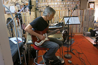 Deniz Tek In The Studio